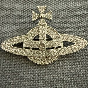 VW Elegant Silver Brooch with Crystals